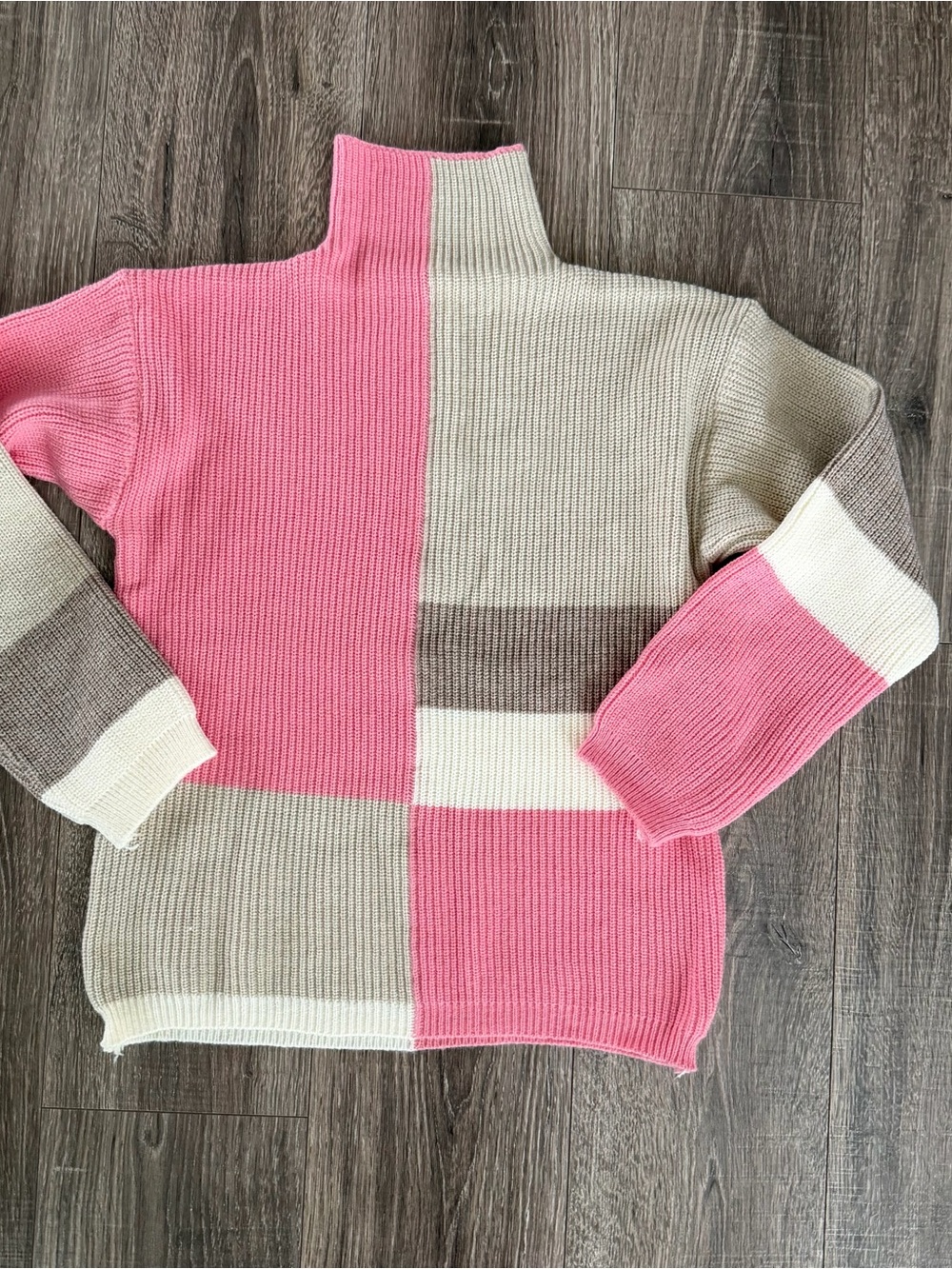 Commense Pink and Cream Colorblock Turtleneck Sweater